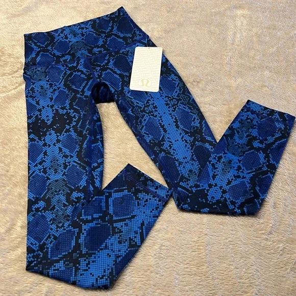 LULULEMON - Picture 6 of 14